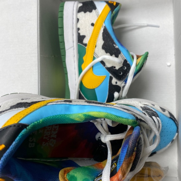 Nike Dunks - Picture 2 of 4